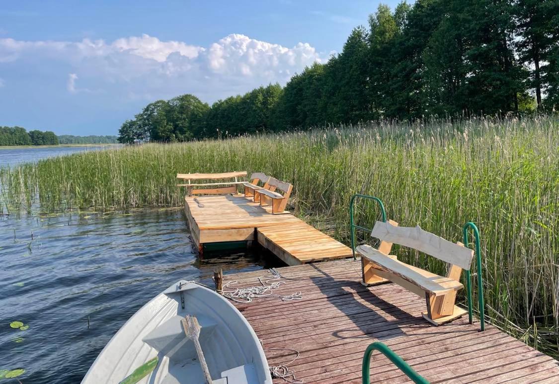 Villa Dom Nad Jeziorem Bania Plaza Bezposredni Dostep Do Jeziora Burbiski Exterior foto